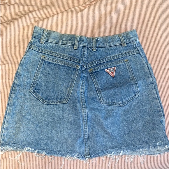 Vintage Guess denim mini skirt ⭐️ - Picture 6 of 8